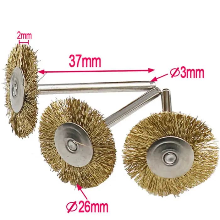 Brosse en laiton avec roues métalliques en acier