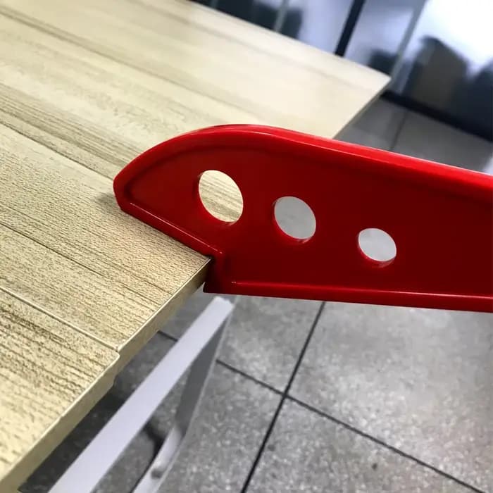 Bâton de poussée de sécurité pour le travail du bois