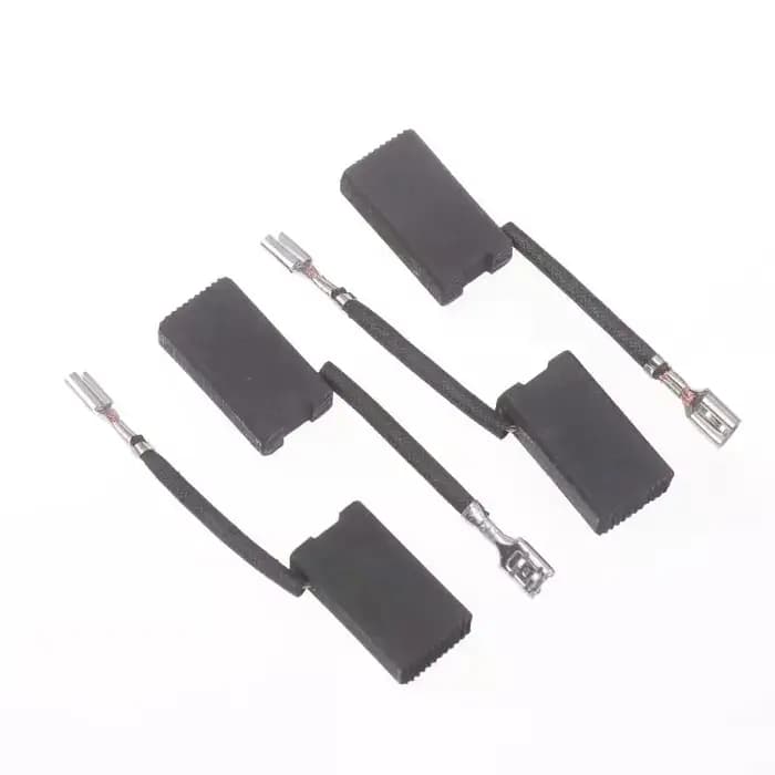 Brosses en carbone pour moteur