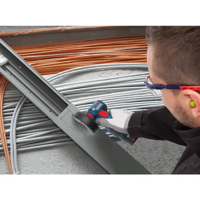 Meuleuse d'angle sans fil Bosch GWS 12V-76 12V sans balais 76 mm, meuleuse lithium-ion professionnelle