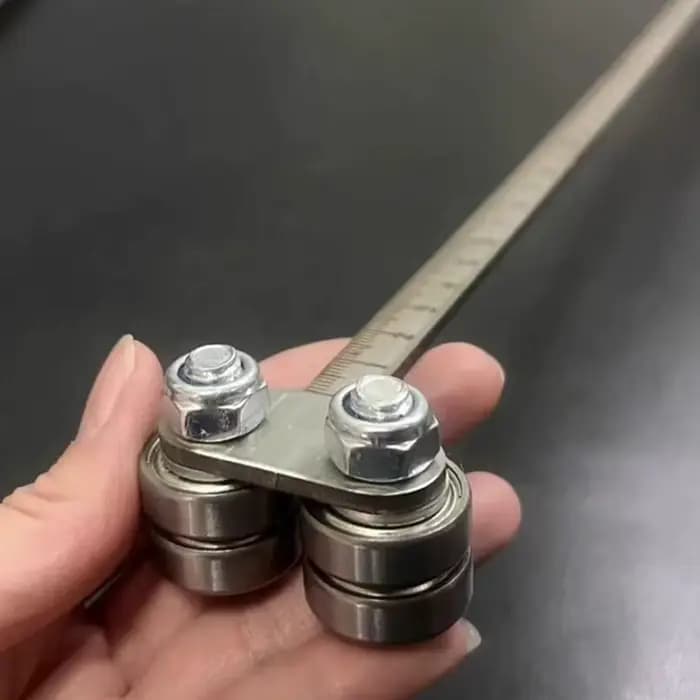 Pied à coulisse réglable pour une positionnement précise et une coupe facile du bois – Guide