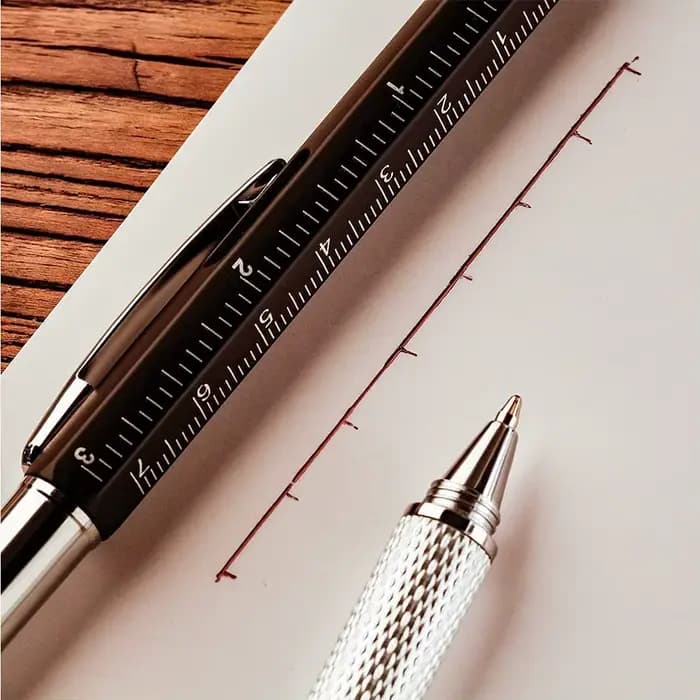 Stylo multifonction 7 en 1