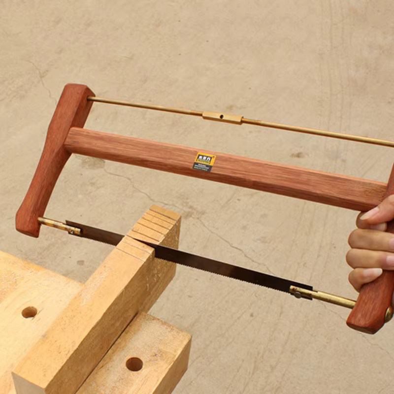 Scies à main multifonctionnelles pour bois dur, scie manuelle traditionnelle à nervures poussées, ou