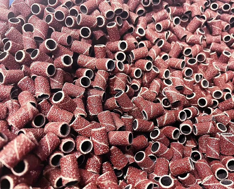 Kit de ponçage à tambour de 1/4 "6.35MM + 2 mandrins à bande, outil rotatif à tige de 1/8", forets à