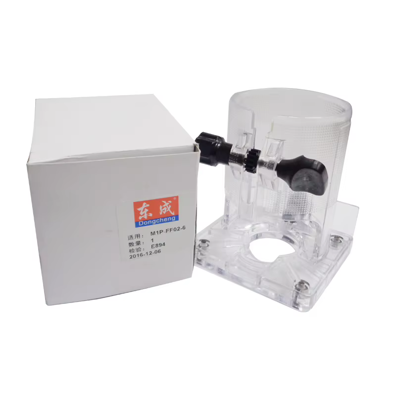 Base de routeur compacte pour machine de fraisage et de découpe avec interface d'aspiration pour acc