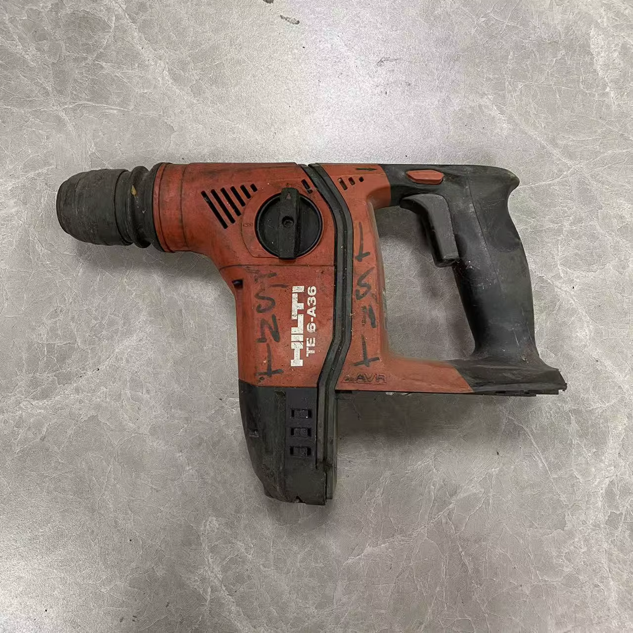 HILTI TE6-A36 AVR machine à cintrer le béton à marteau électrique sans fil multifonctionnel - corps 