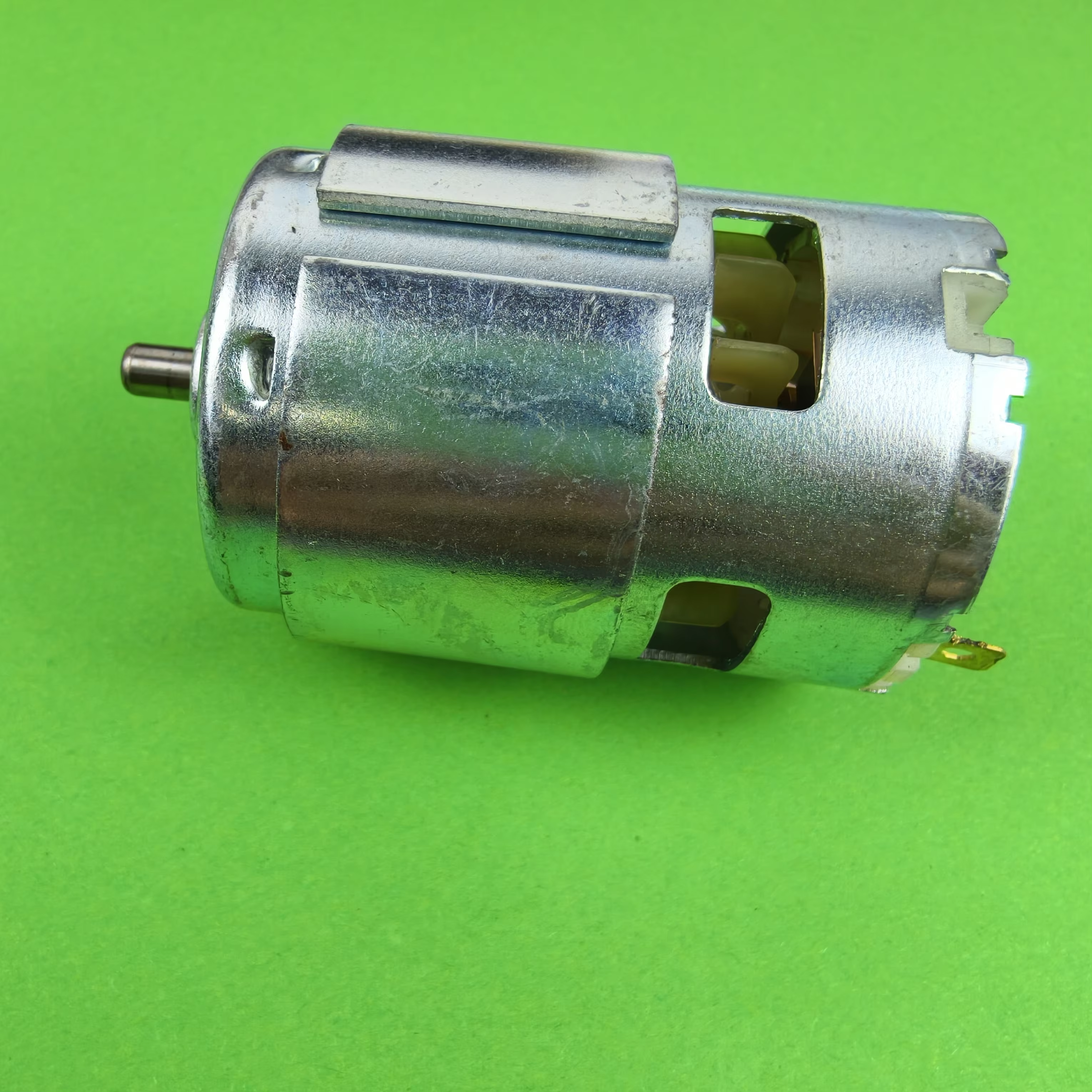 Moteur CC RS-755 42 mm 12 V-20 V 18 000 tr/min haute vitesse pour perceuses et tournevis électriques