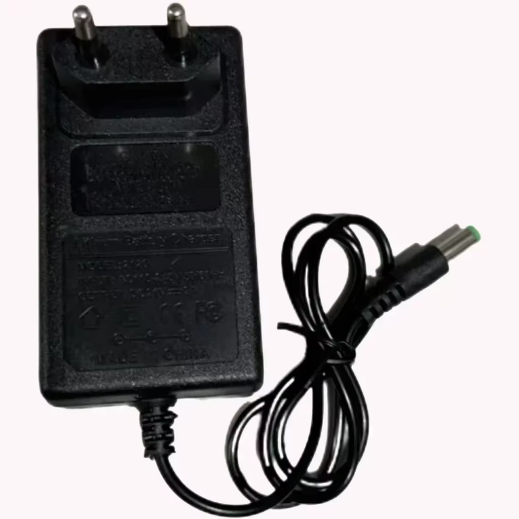 ☛ Batterie de tournevis Batterie au lithium rechargeable 16,8 V 4,0 Ah pour perceuses électriques, m