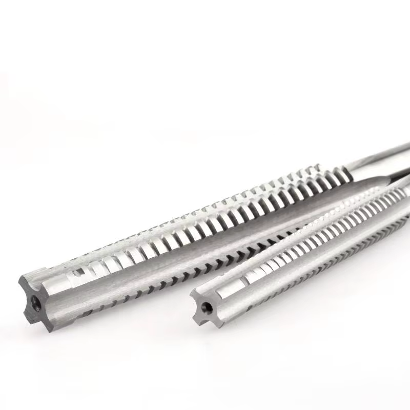 Taraud à filetage trapézoïdal Tr droit gauche de haute qualité et taraud trapézoïdal TR8 TR10 TR12 T