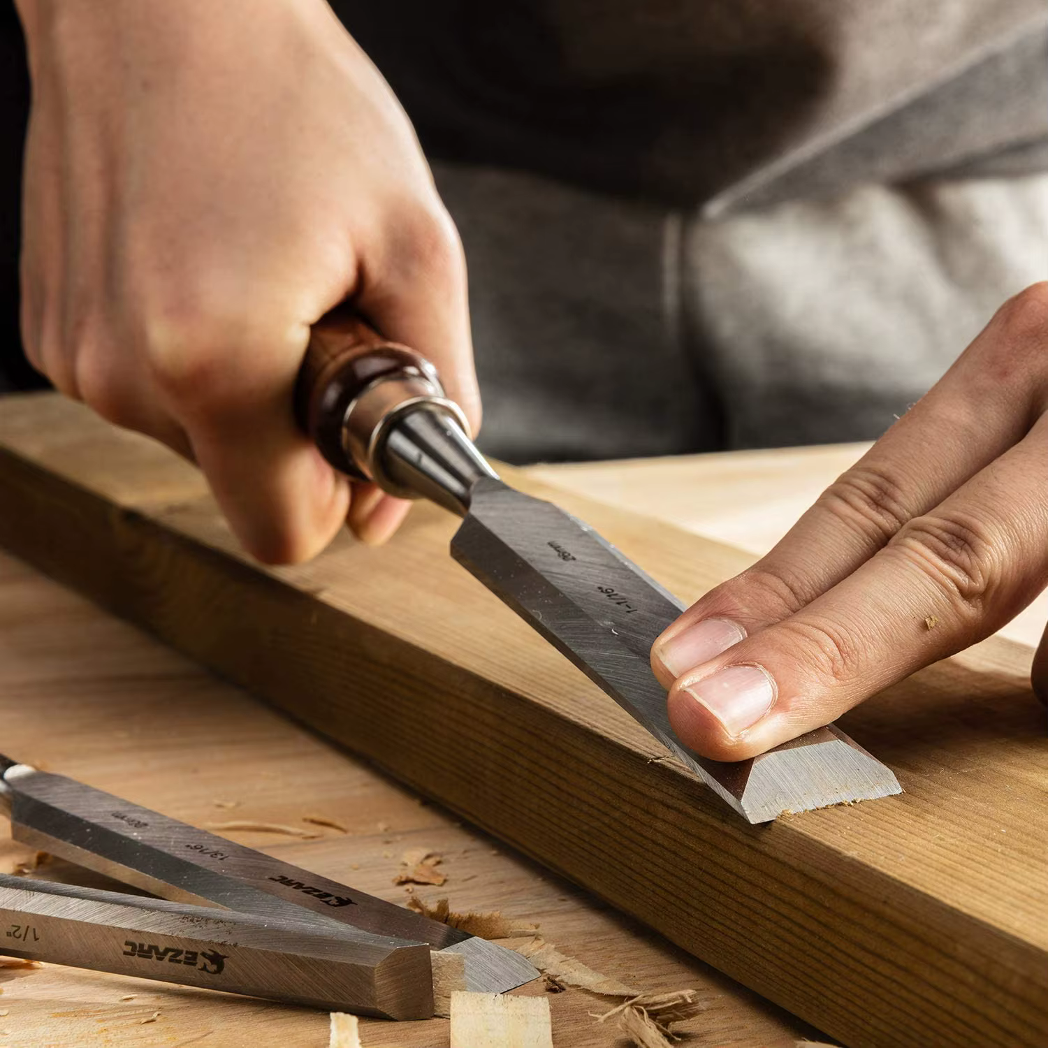 Ensemble d'outils de ciseau à bois, Kit de ciseaux de sculpture sur bois avec étui en bois de qualit