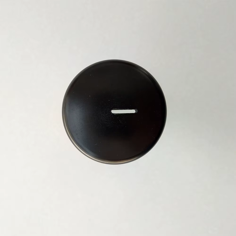 Pied presseur pour outil à couteau oscillant