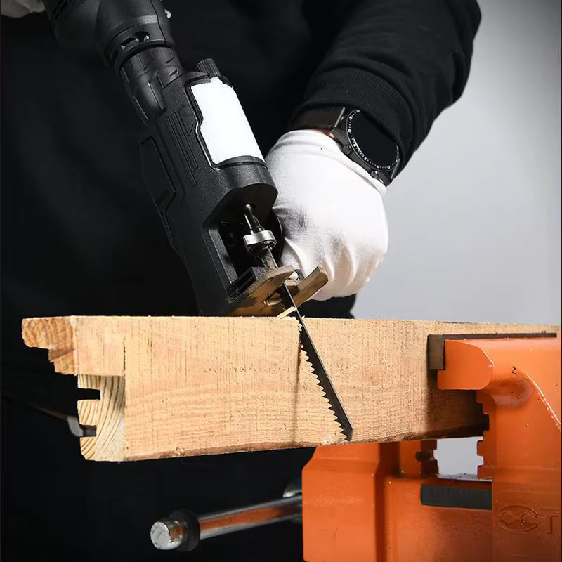 Adaptateur de scie alternative portable