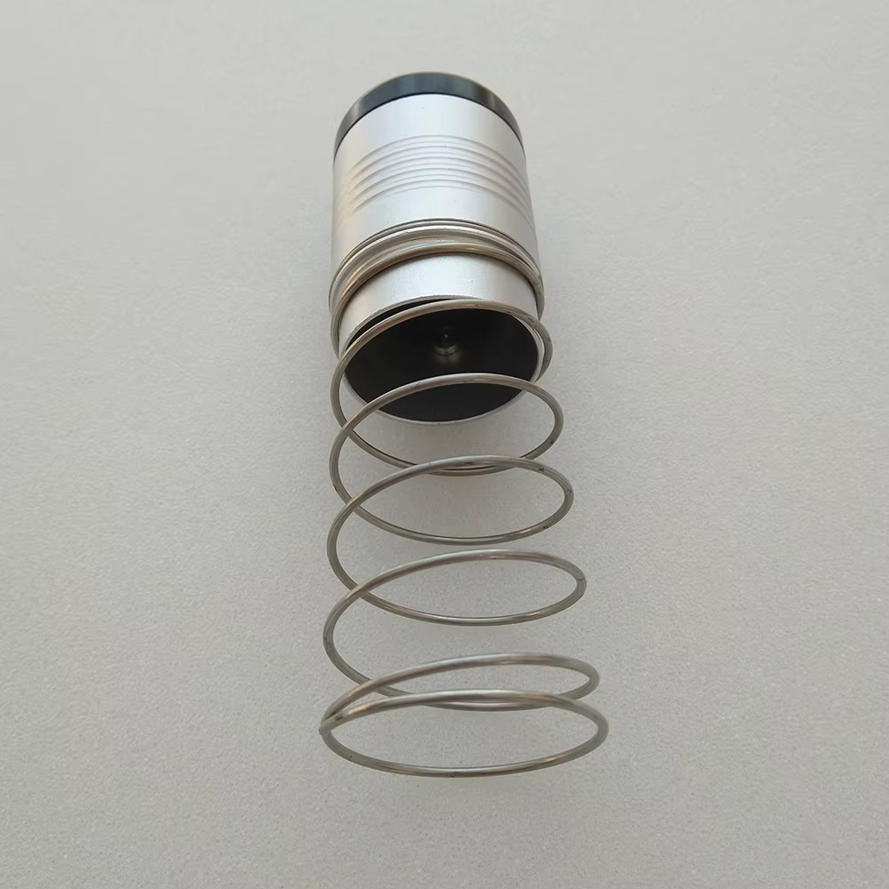 Pied presseur pour outil à couteau oscillant
