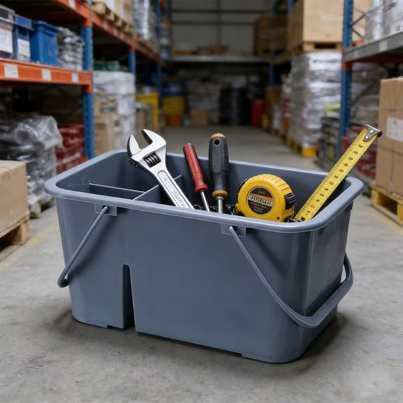 Seau à outils polyvalent
