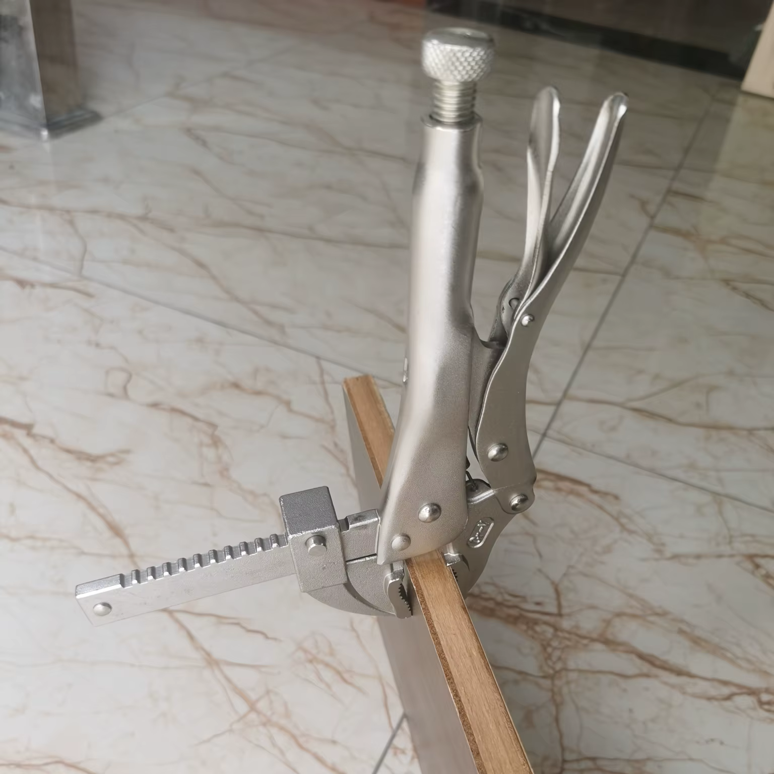 Serre-joints de menuiserie à serrage rapide, outils manuels