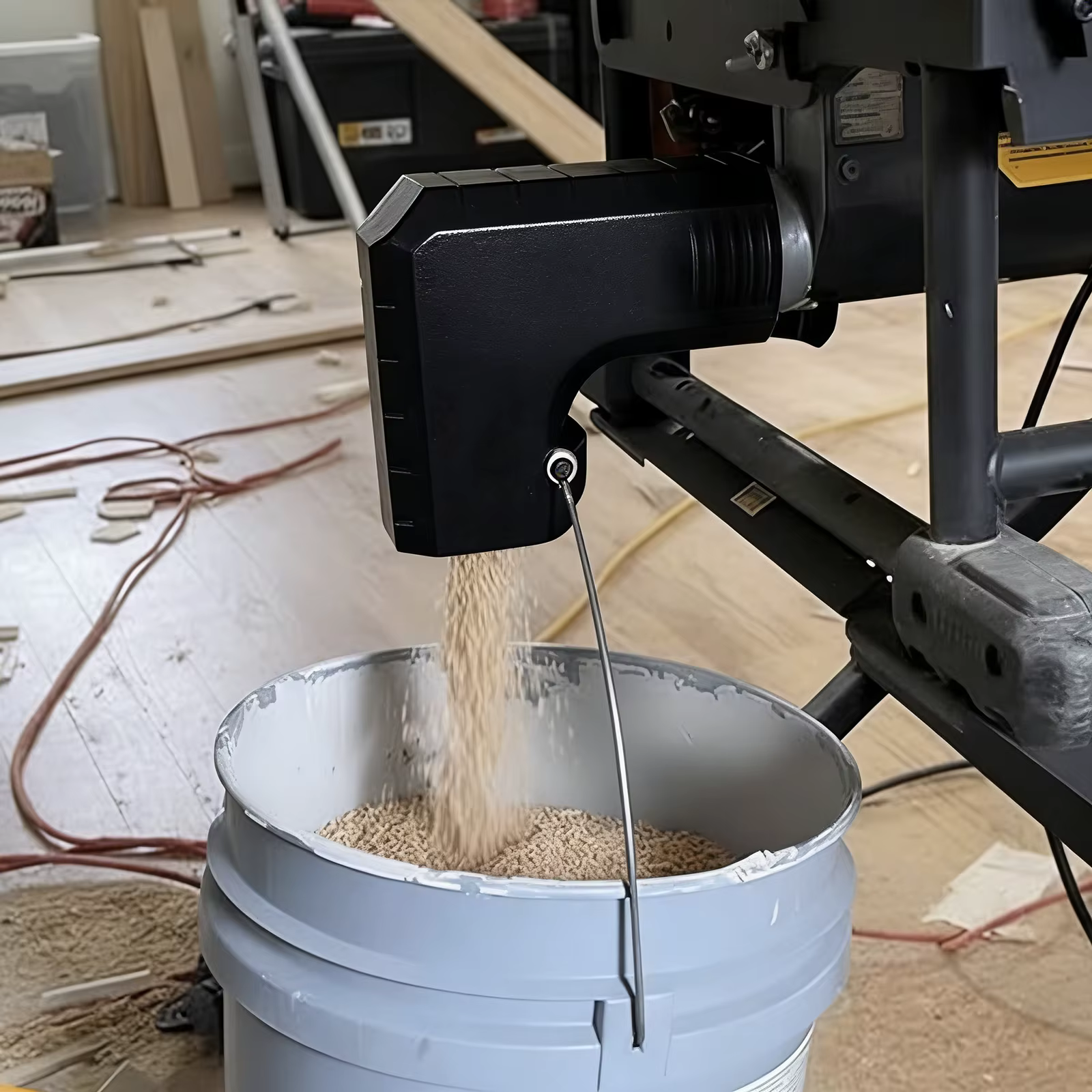Adaptateur de collecte de poussière pour scie à table