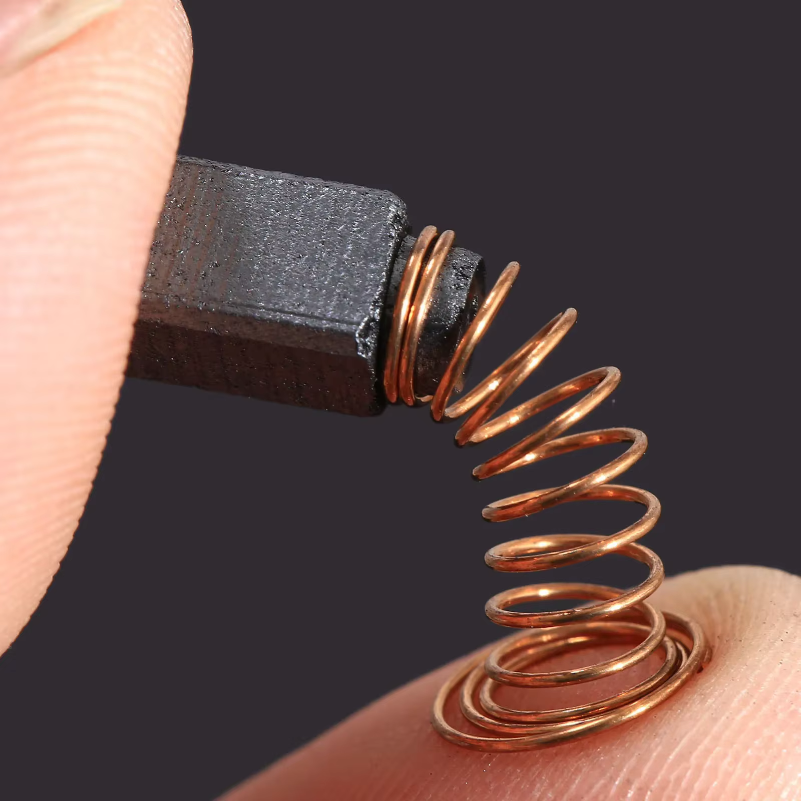 Brosses à ressort en carbone pour mini perceuse