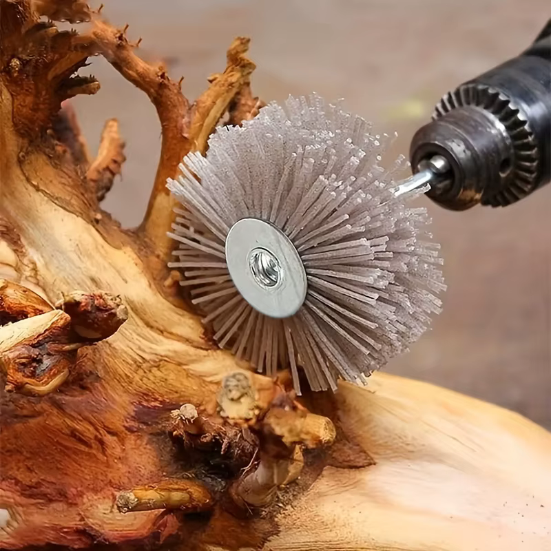 Brosse de polissage en nylon pour sculpture sur bois d'acajou