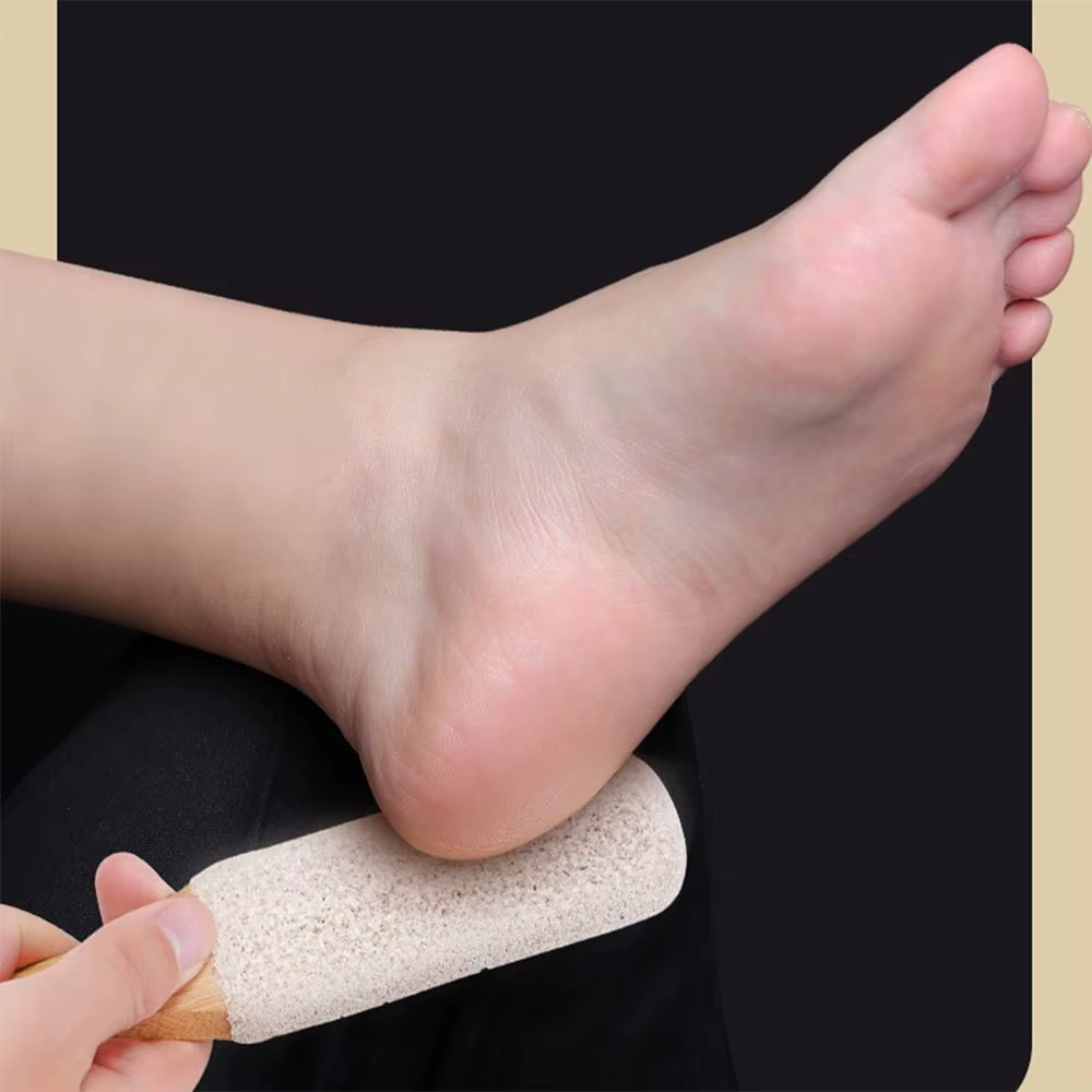Durable 360 ° Râpe à pieds en bambou antidérapante, outil de pédicure en carbure de silicium pour les pieds