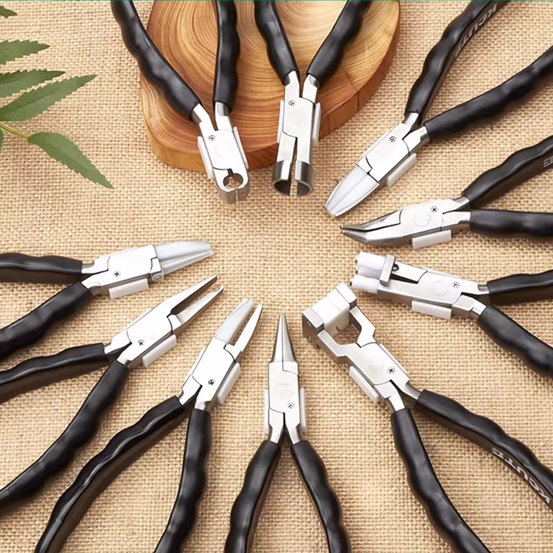 Pince à bijoux professionnelle