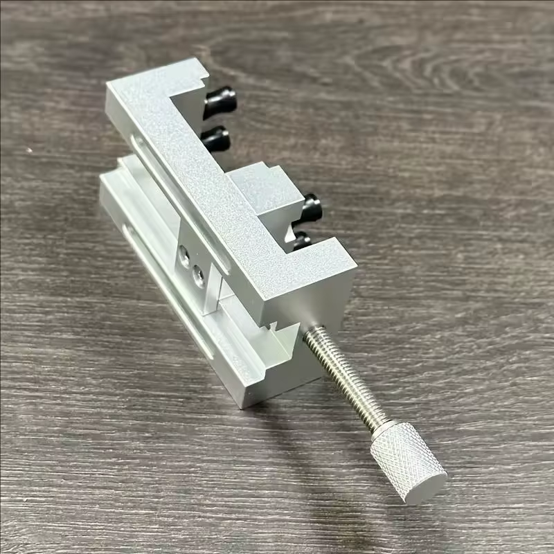 Mini étau de presse à percer 1 pièce avec mâchoires souples en caoutchouc