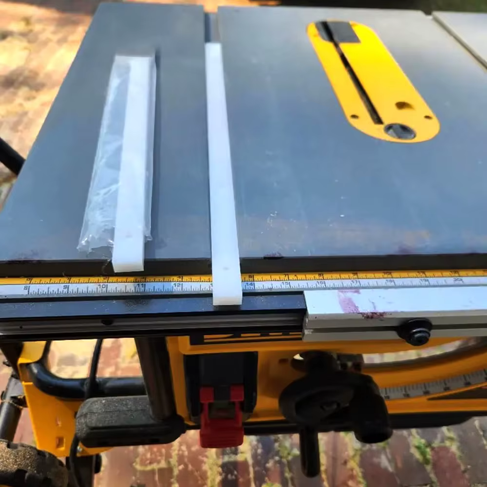 1 Kit de traîneau de scie de Table avec rail en T de 15"