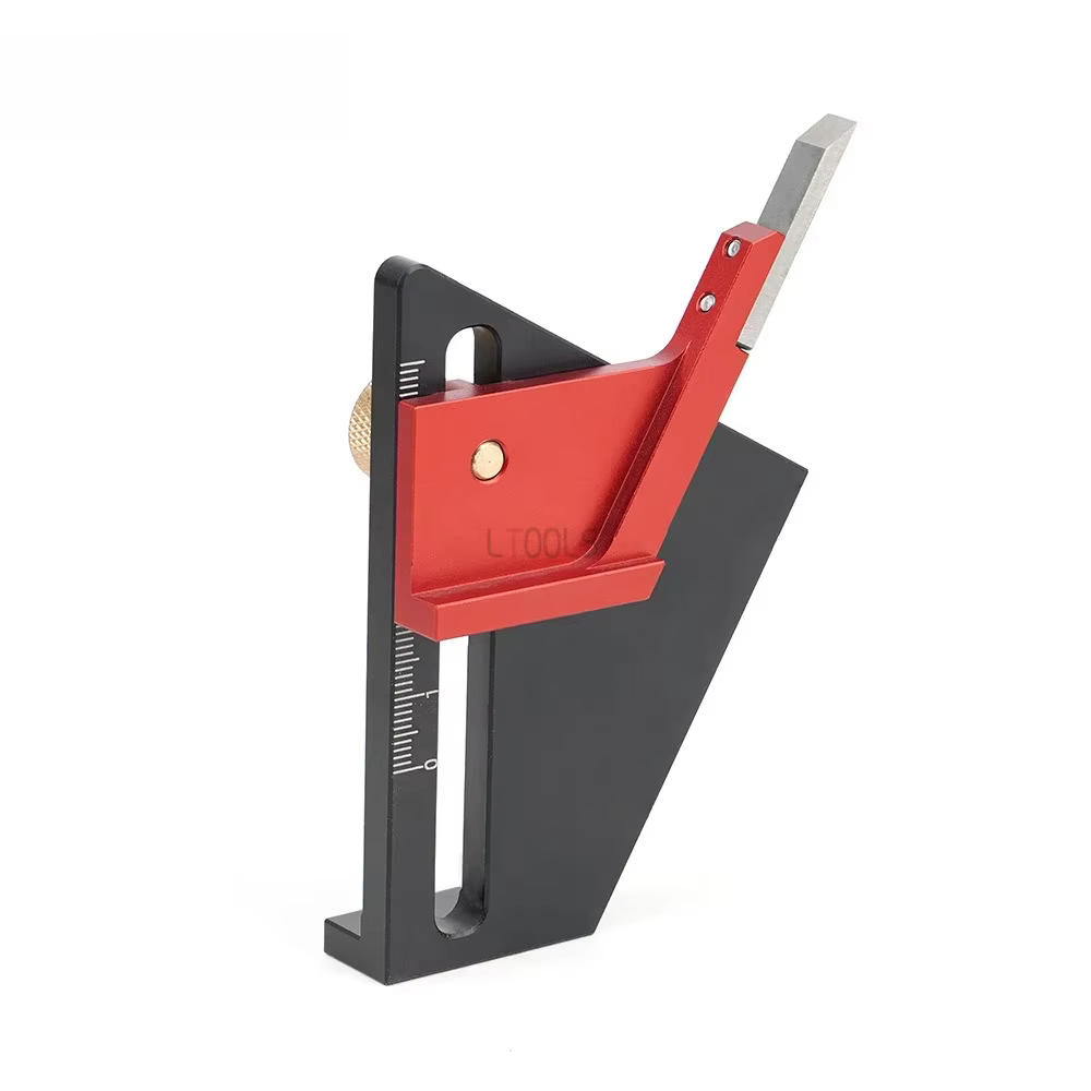 Outil de centrage semi-automatique pour le travail du bois