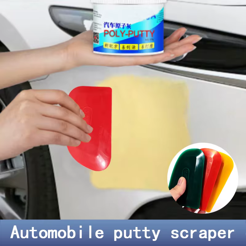 Couteau à mastic en plastique