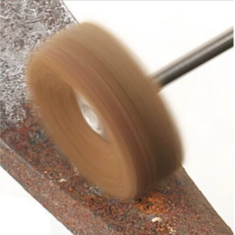Mini perceuse, brosse Abrasive