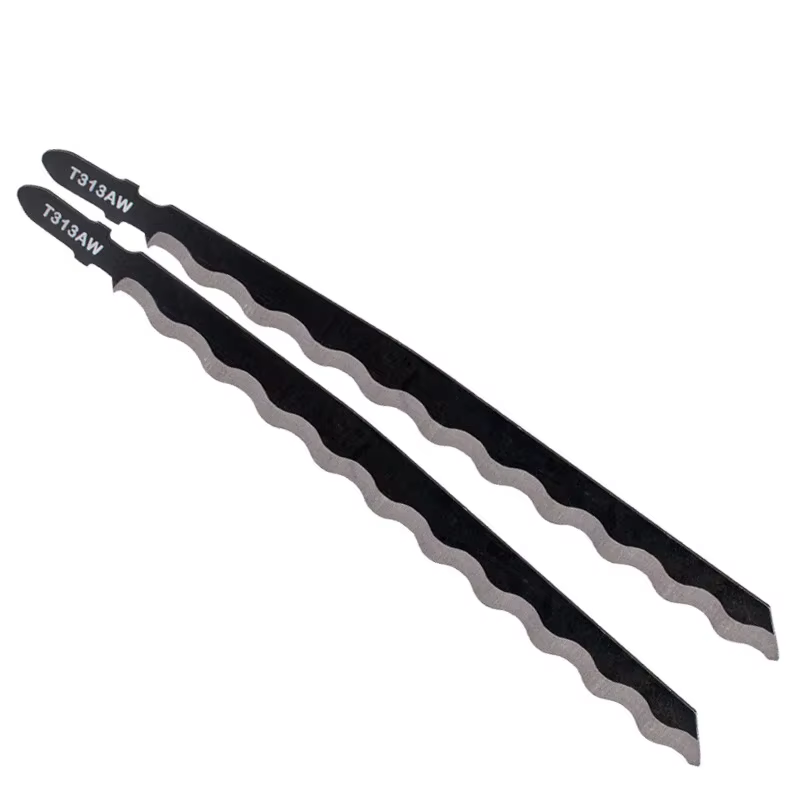 1 lame de scie universelle - 152 mm de long