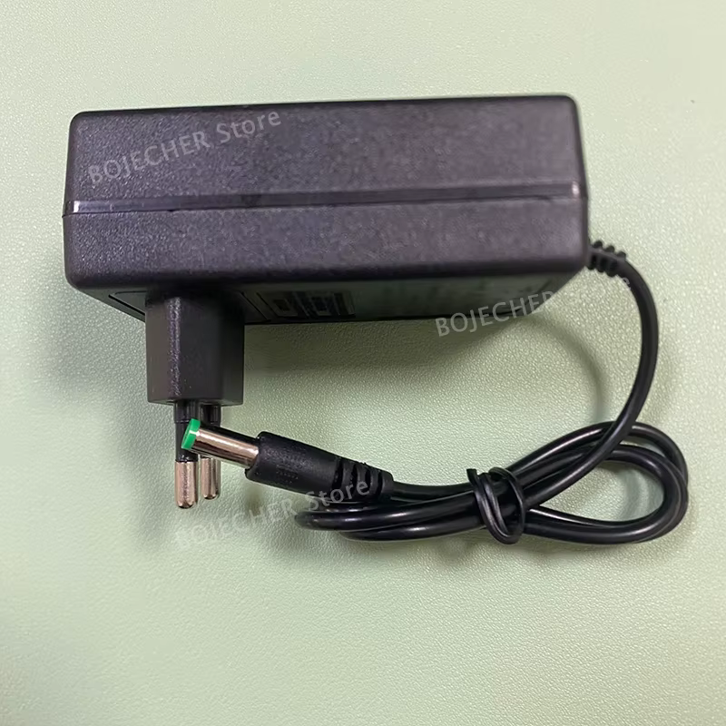 Adaptateur d'alimentation cc 21V 2a pour perceuse électrique 18V