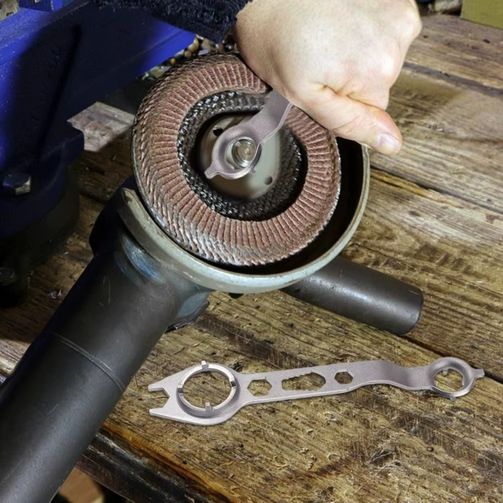 Clé de serrage stable pour meuleuse d'angle