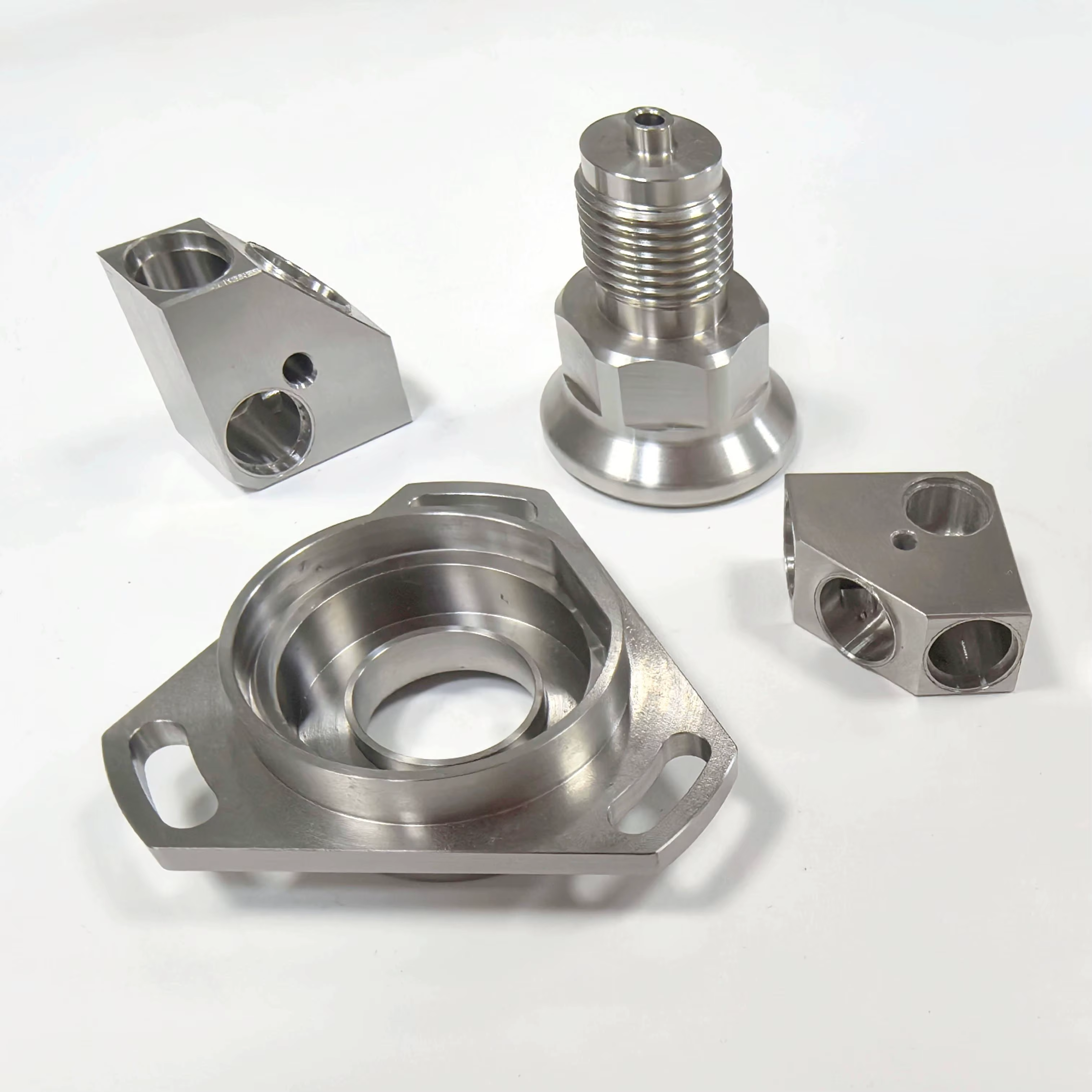 Pièce de rechange pour machine-outil : Arbre central de table rotative usiné CNC sur mesure