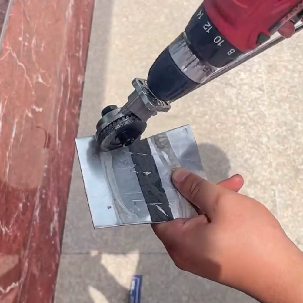 Nouvel accessoire de perceuse électrique pour la découpe de tôles