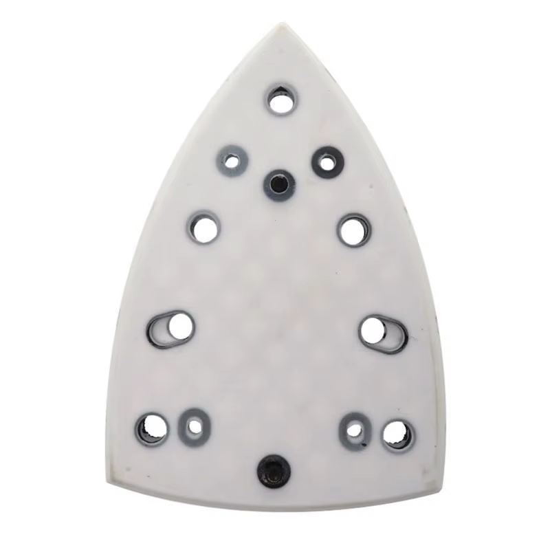 Disque de ponçage triangulaire à crochet et boucle