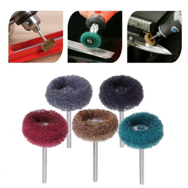 Mini perceuse, brosse Abrasive