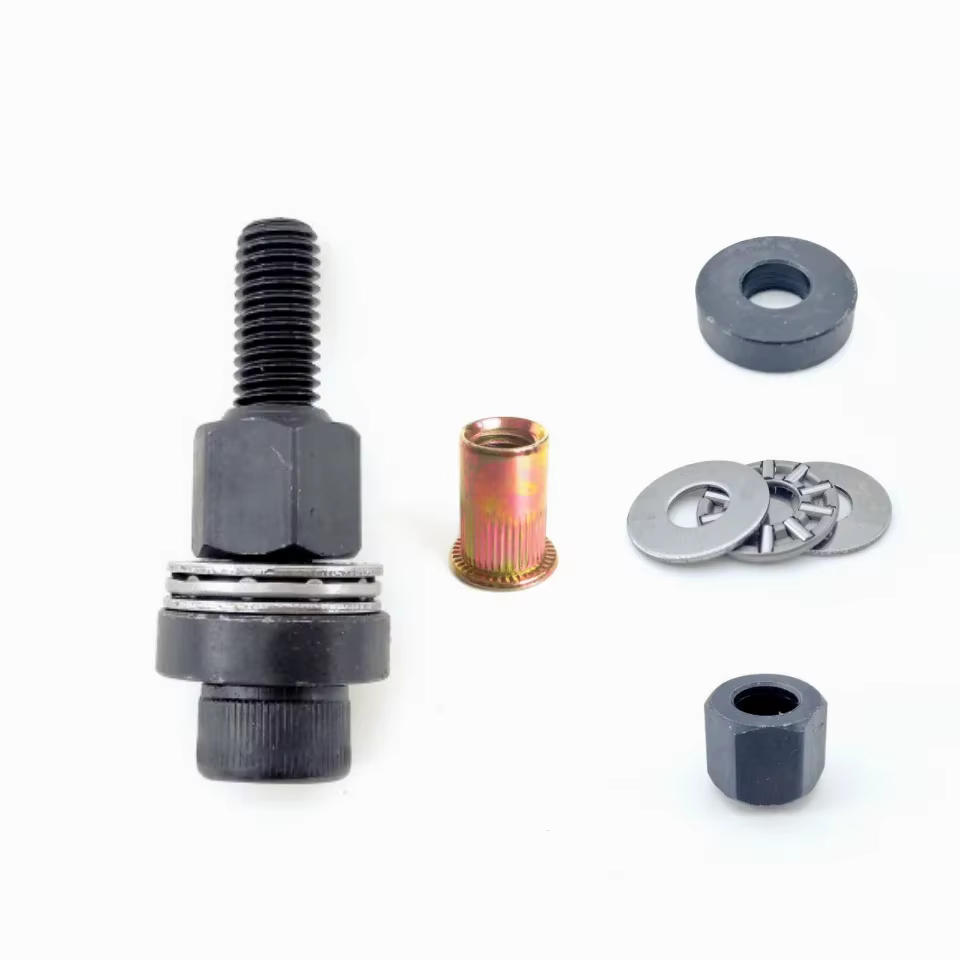 Outil de rivetage manuel avec 10 rivets
