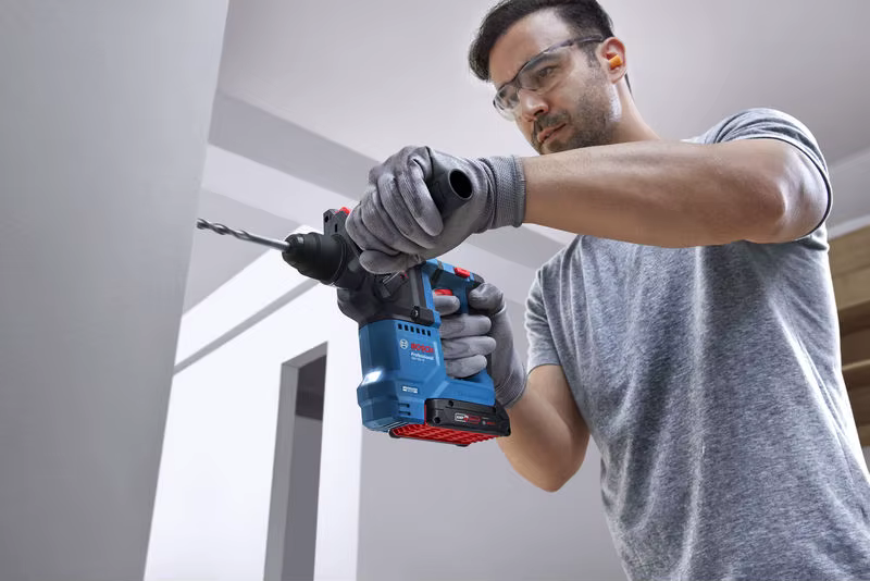 Marteau perforateur sans fil BOSCH GBH 18V-18 avec moteur sans balais SDS Plus professionnel