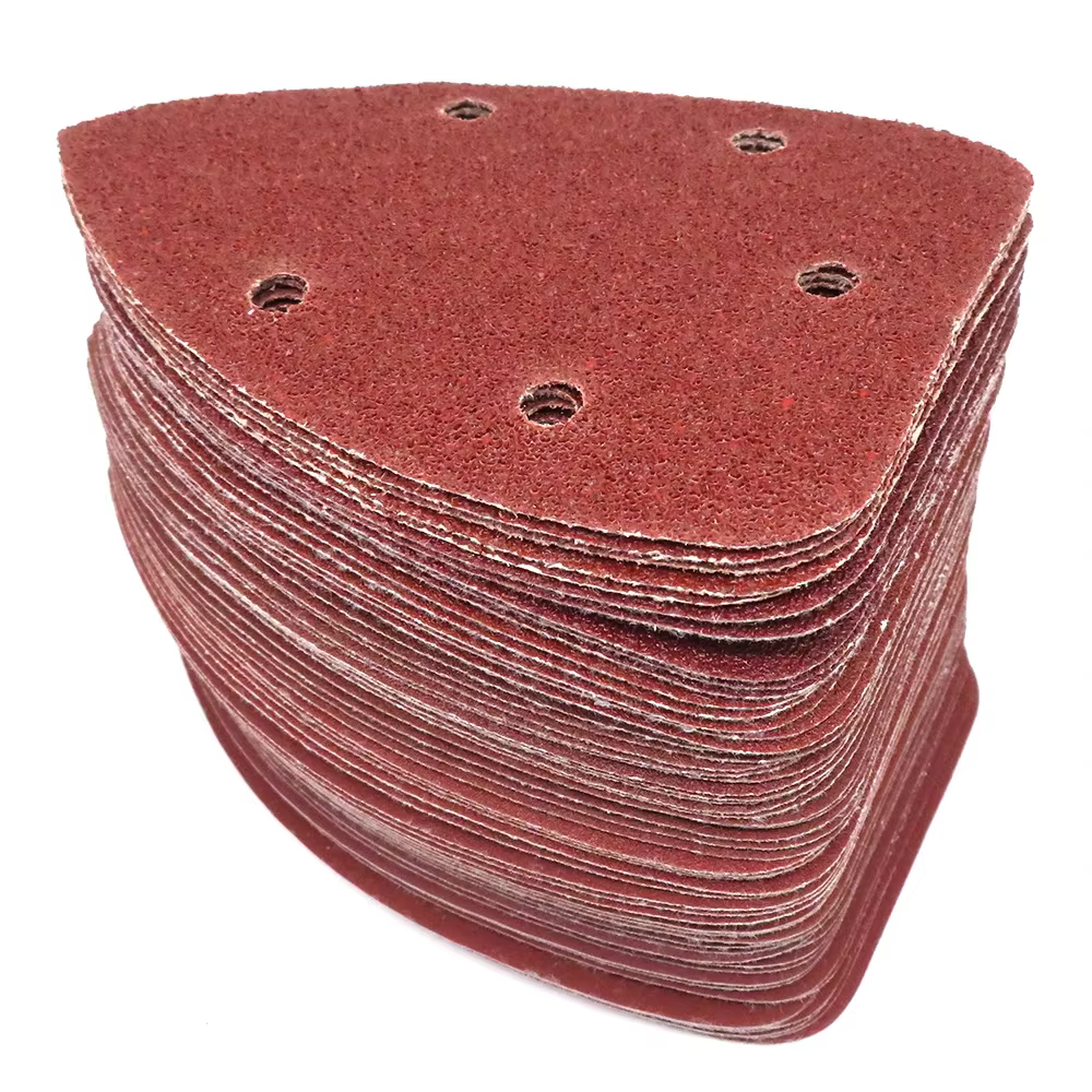 Abrasifs auto-adhésifs pour ponceuse triangulaire