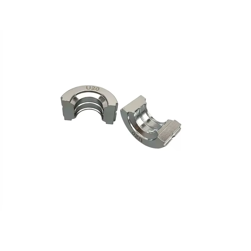 4 embouts de moule pour pince à sertir les tuyaux CW-1632