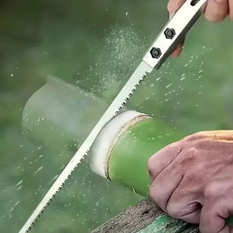 Scie à main pour jardin
