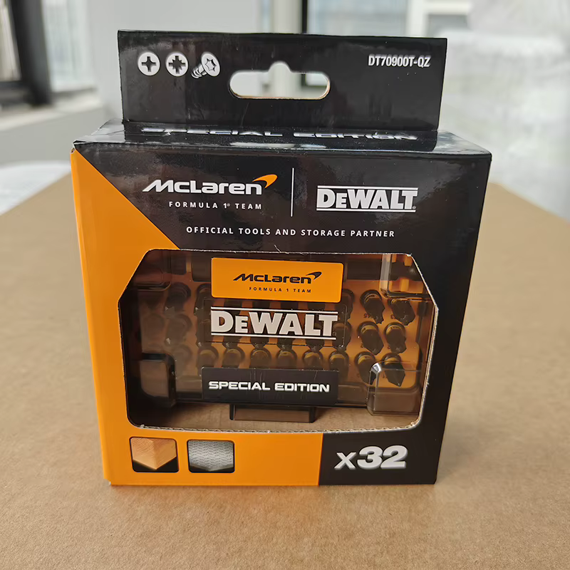 DEWALT DT70900T Édition Spéciale – Kit de visseuse à chocs 32 pièces pour une durabilité maximale