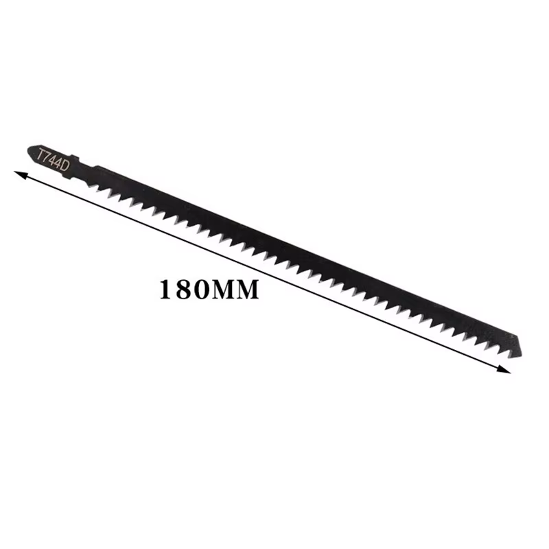 Scie sauteuse longue T744D