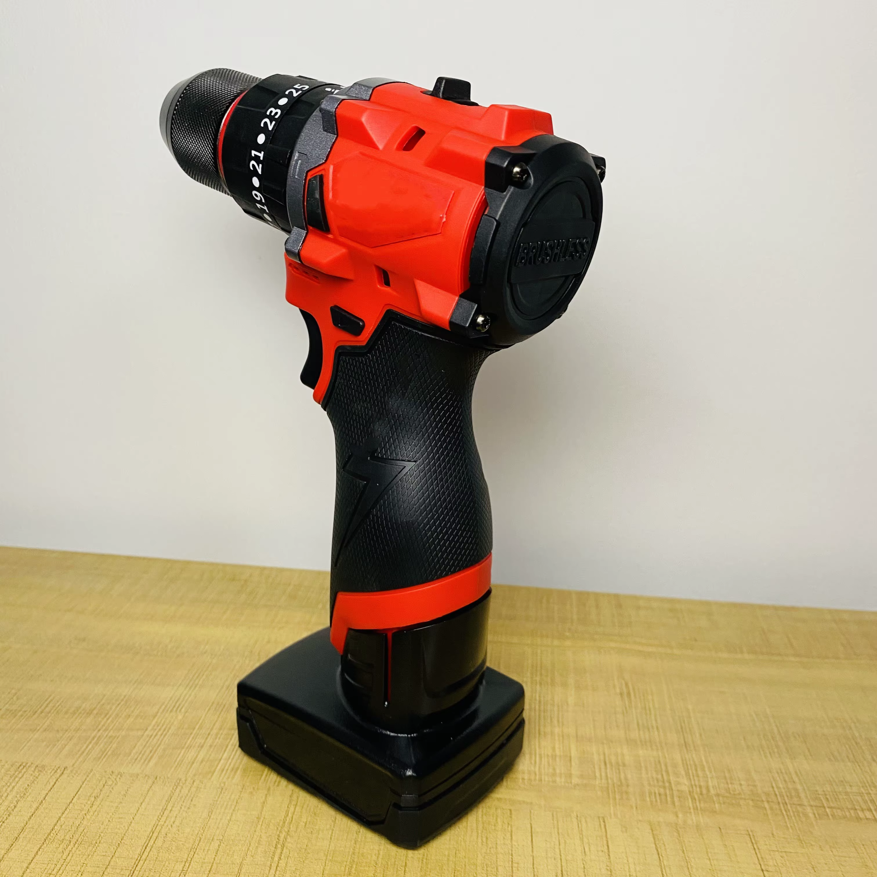 Perceuse-visseuse à percussion sans fil Milwaukee 12V