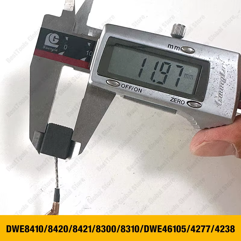 Dewalt Paire de brosses NA143119 NA121485 DWE4238 DWE4246 DWE4257 4277 DWE46105 DWE4203 4205 DWE4206 DWE4207 DWE4217 DWE4227 8410 8410