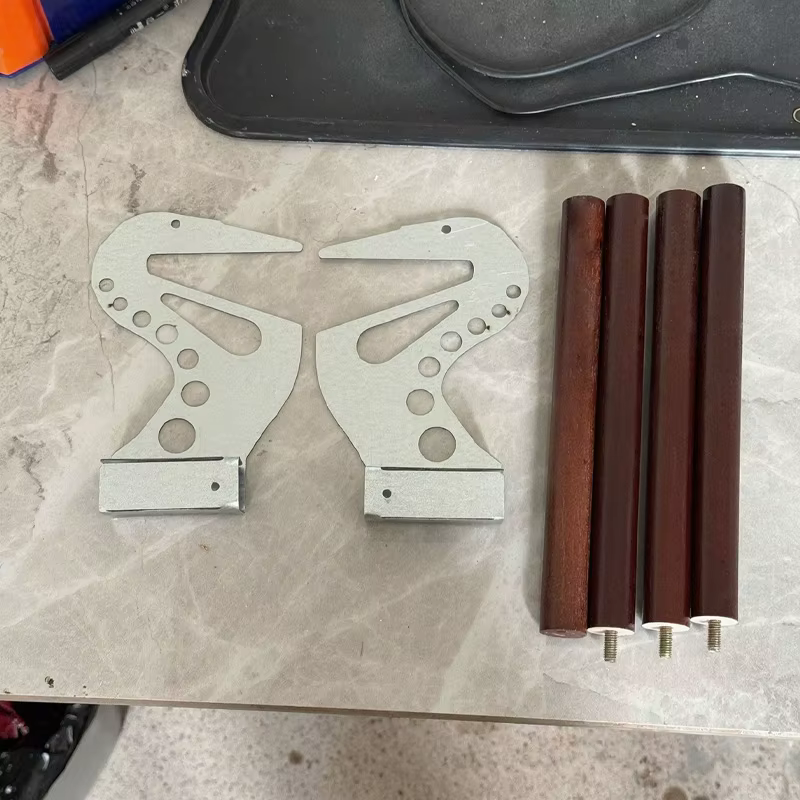 Support de main réglable pour chevalet