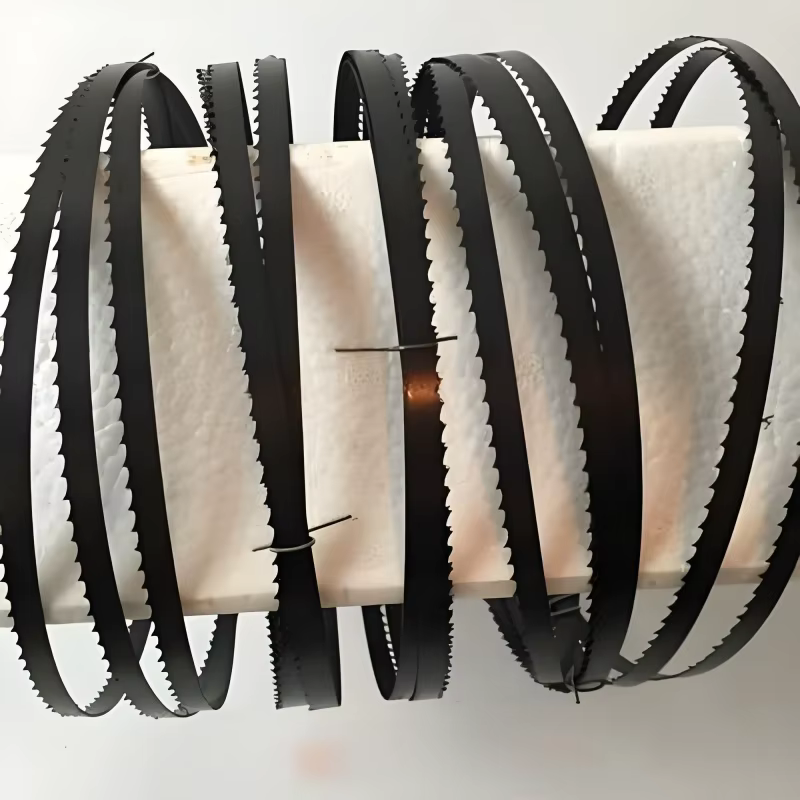 Lames de scie à ruban de haute qualité pour scier le bois dur, le bois tendre et le plastique – Longueurs 2320, 2240, 2360, 2560 x 12,7 mm de large, 6T, 10T, 14T