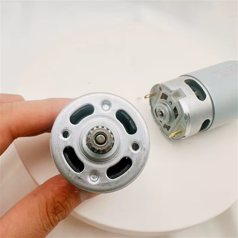 Moteur RS550 21V 14T 22000 tr/min pour scie alternative à batterie au lithium, moteur de scie à chaîne électrique portatif rechargeable à une main