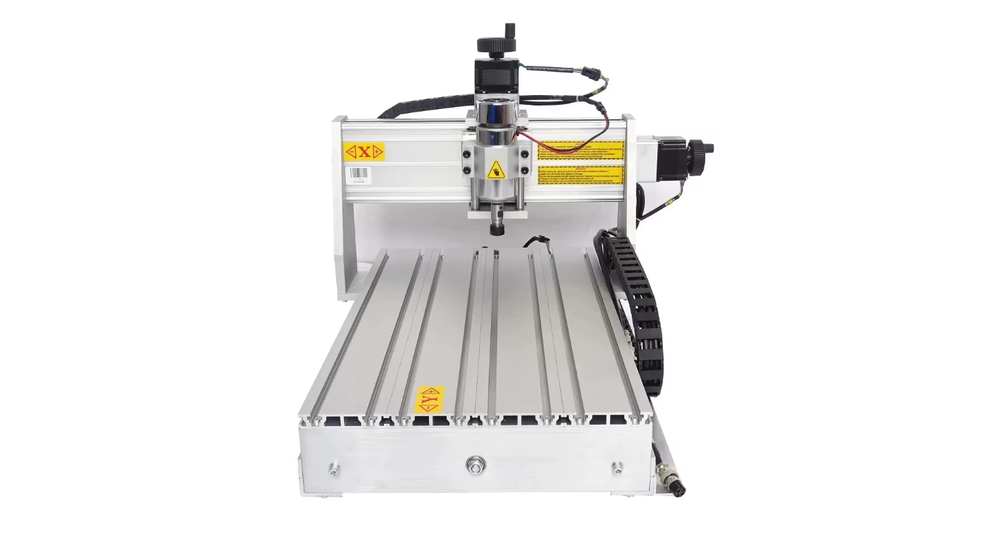 Mini-machine CNC pour le travail du bois avec fonction rotative MACH3. CNC3020