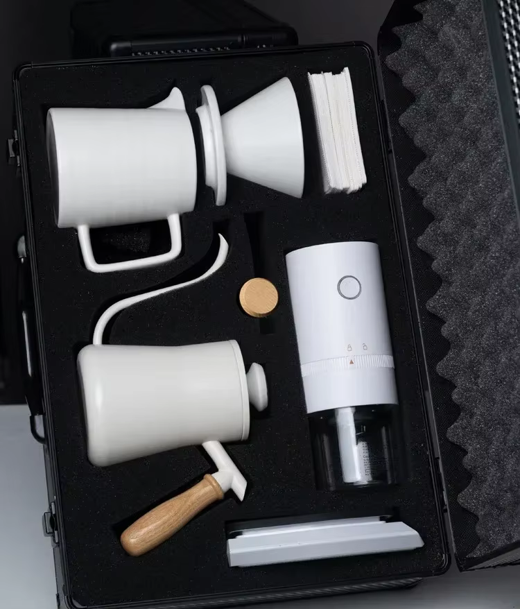 Mallette à outils en aluminium pour mécanicien